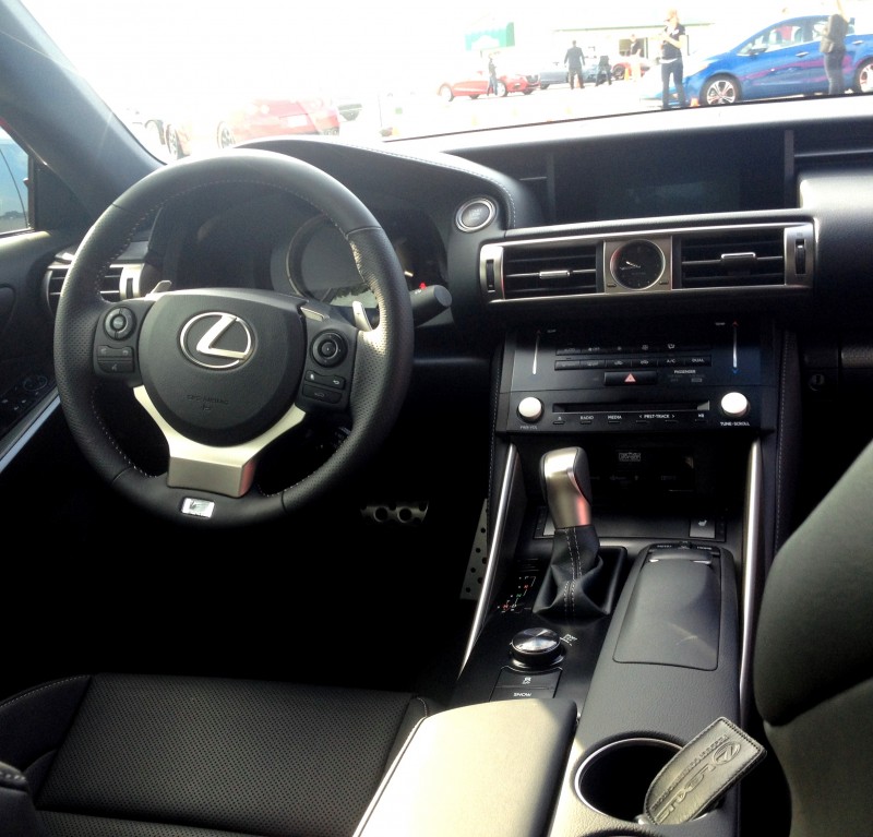 2014 Lexus IS350 AWD F Sport - First-Drive Photos8