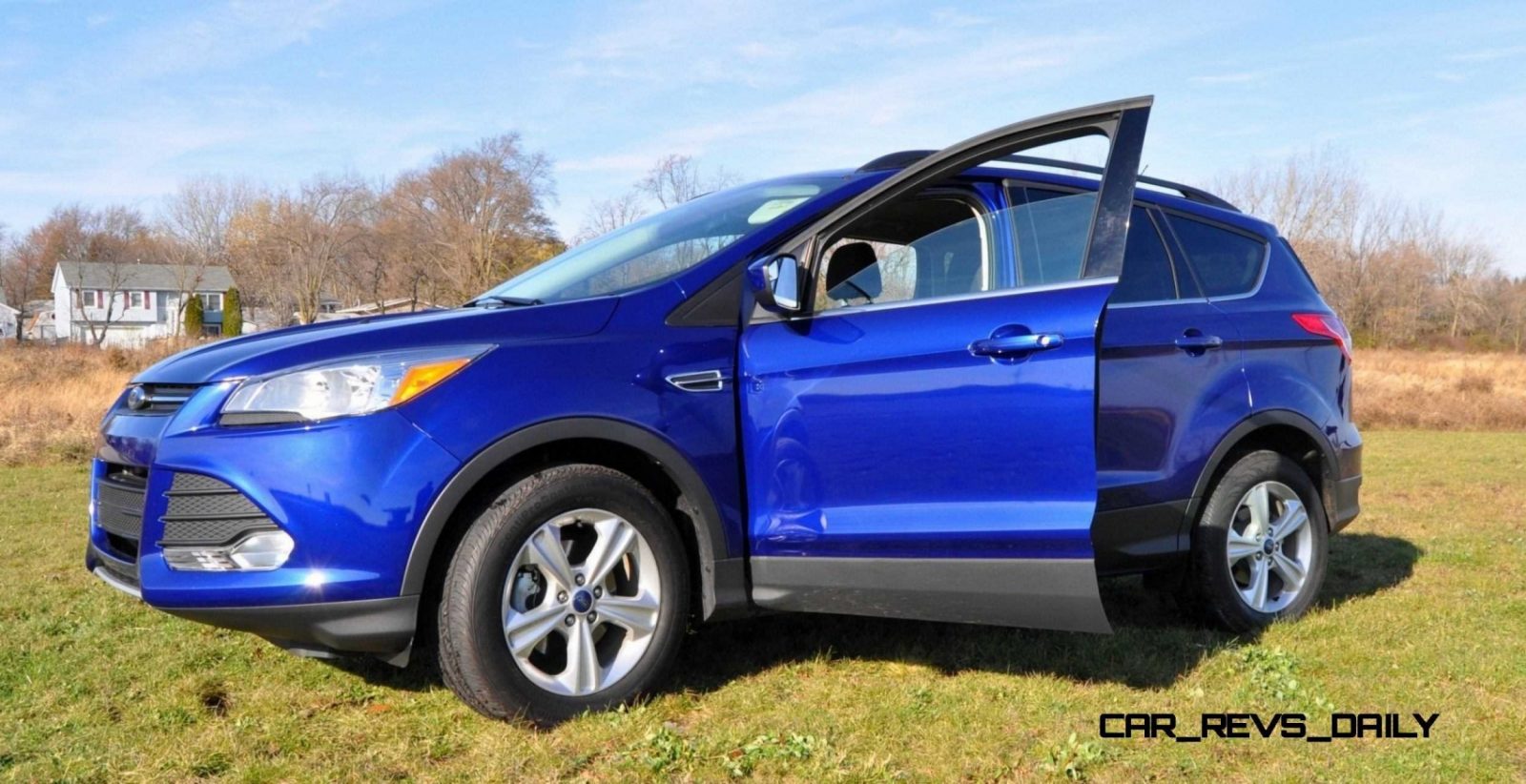 2014 Ford Escape 1.6L EcoBoost in Deep Impact Blue5