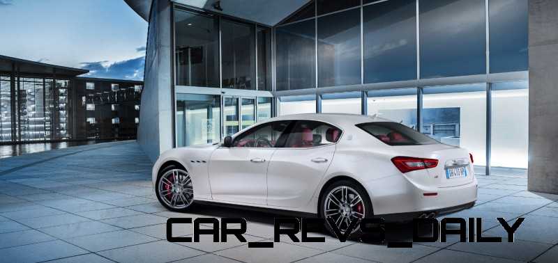 Maserati-Ghibli-7-8-posteriore-ins