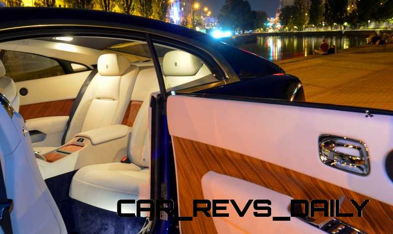 Rolls-Royce Wraith - Color Showcase - Salamanca Blue31