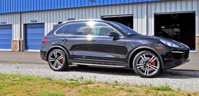 2014 Porsche Cayenne Turbo 21