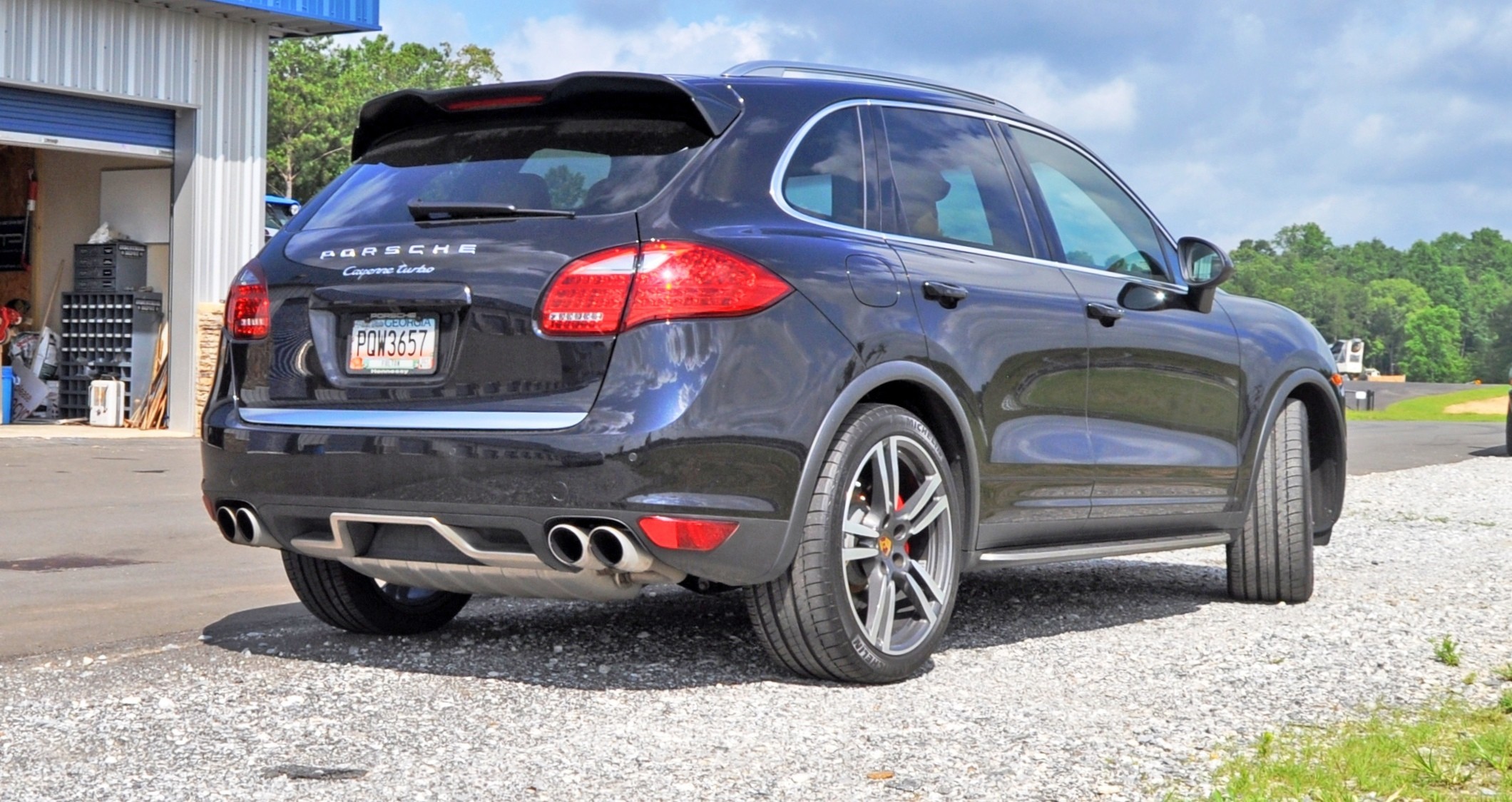 2014 Porsche Cayenne Turbo is Track Star With A Trailer 