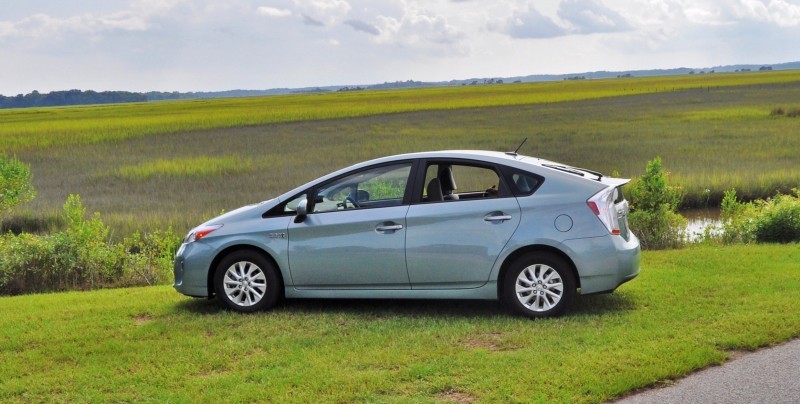 2014 Toyota Prius Plug-in Hybrid 77