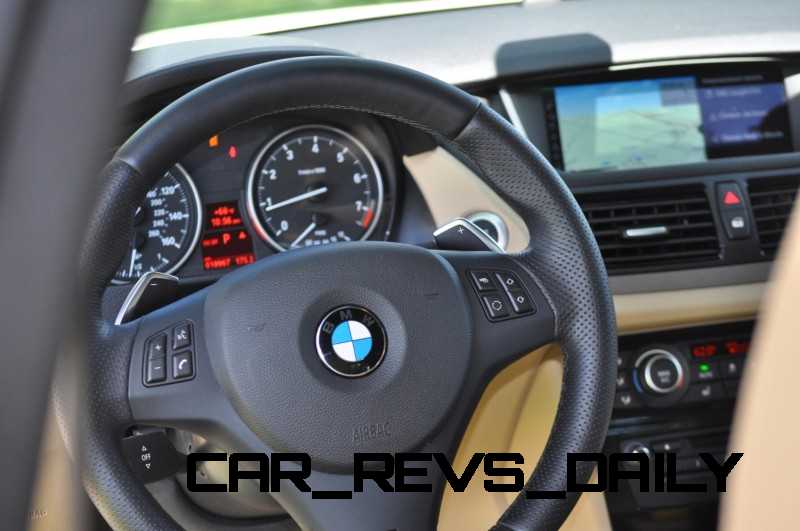 BMW X1 sDrive28i M Sport - Alpine White in 60 High-Res Photos20