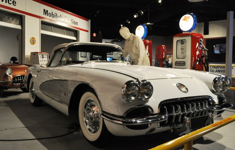 Corvette Museum Photo Tour -- The C1, C2 and C3 Generations in 83 High-Res Photos 55