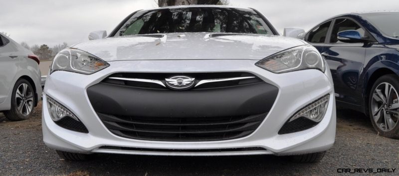 Hyundai Genesis Coupe 3.8 Track Pack  5