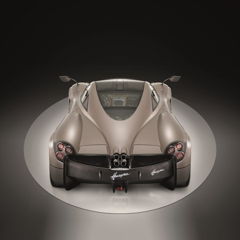 Car-Revs-Daily.com -- Supercar Showcase -- PAGANI HUAYRA 41