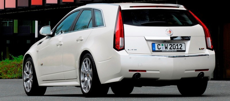 007_Cadillac_CTS-V_Sport_Wagon