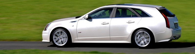 009_Cadillac_CTS-V_Sport_Wagon