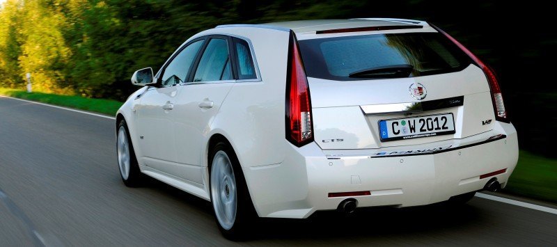 021_Cadillac_CTS-V_Sport_Wagon