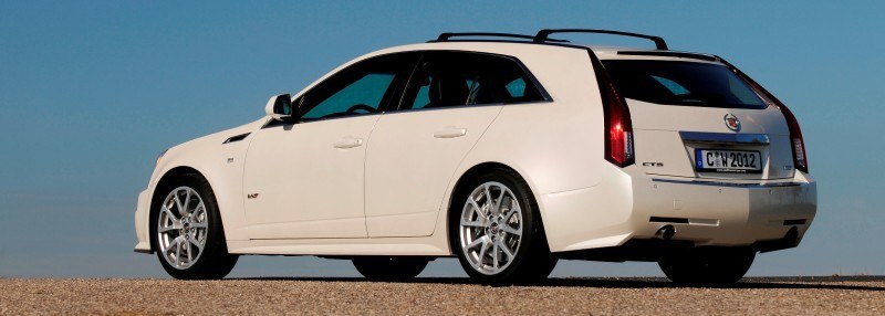 031_Cadillac_CTS-V_Sport_Wagon