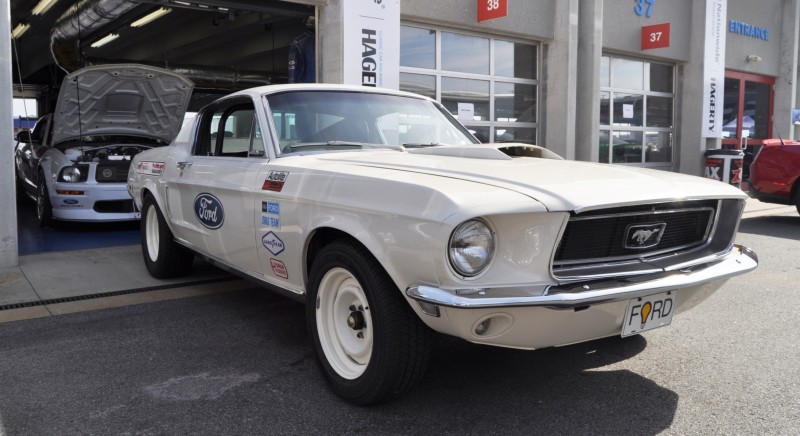 1968 Ford Drag Team - Mustang 428 Cobra Jet 14