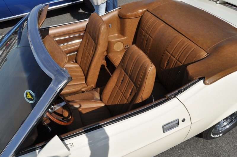 Car-Revs-Daily.com 1972 Ford Mustang Convertible 12