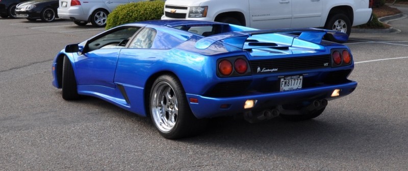 Car-Revs-Daily.com Supercars 1999 Lamborghini Diablo VT1