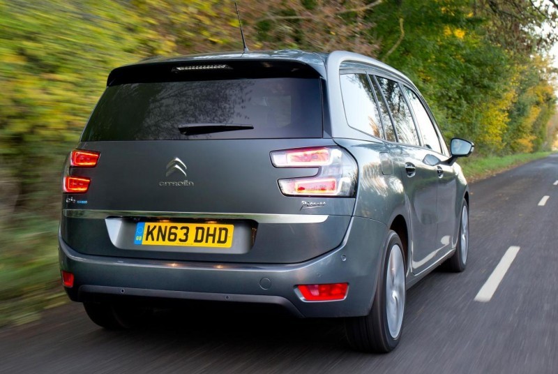 Citroen DS Brings Parisian Street Style to Beijing with DS 5LS -- 5LS R Version Packing 300HP! 19