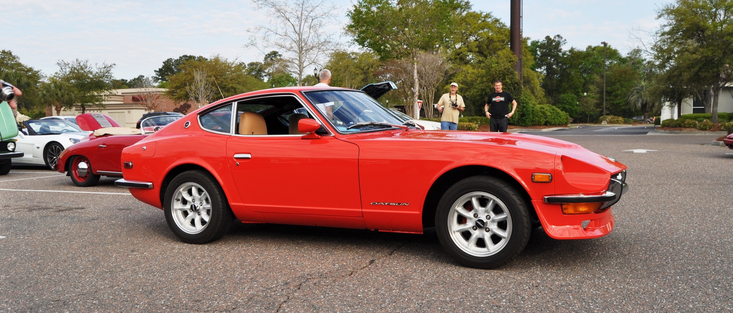 Classic-Sports-Car-Showcase-Datsun-240Z-at-Cars-Coffee-Immaculate-in-30-Glowing-Orange-Photos-28.jpg