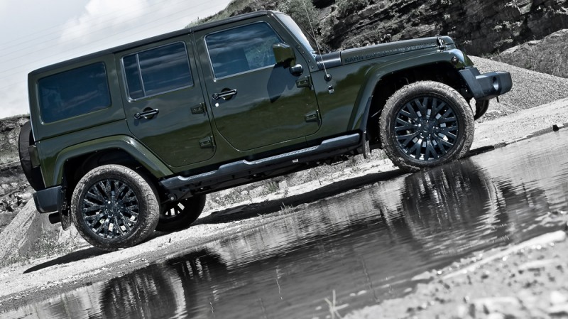 High-Fashion JEEP Upgrades - KAHN Design Shows Sexy New Wrangler Grilles, LEDs, Wheels and Leathers 45