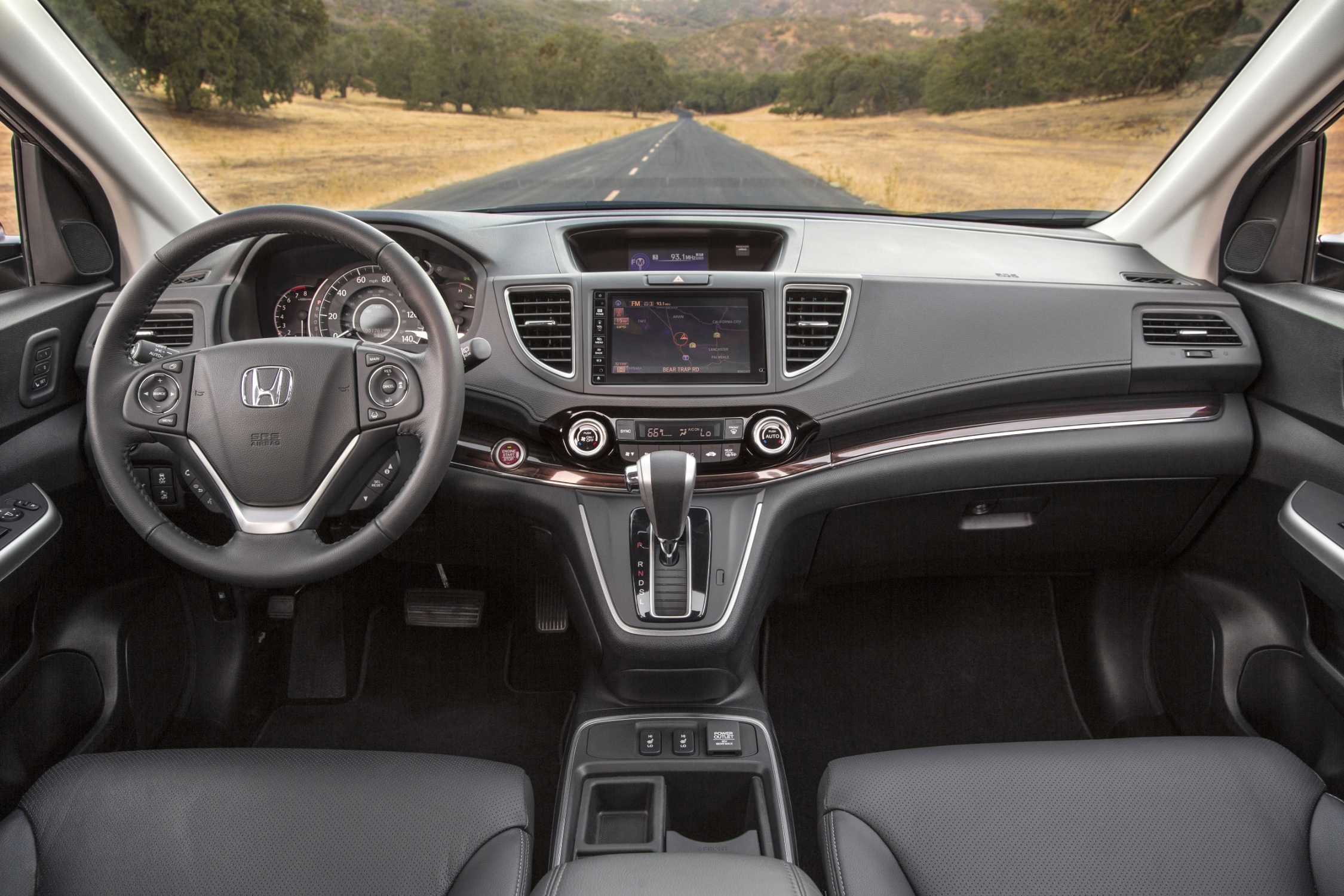 What new features were announced with the 2014 release of the Honda CRV?