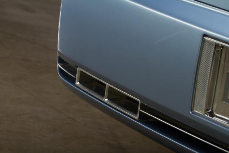 2002 Lincoln Continental Concept 12