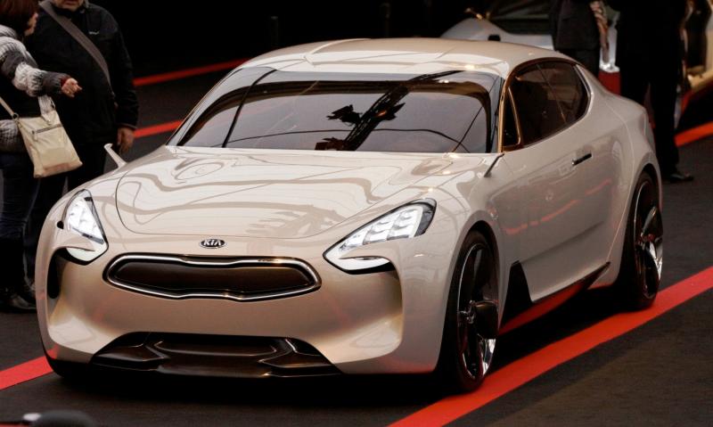 2011 Kia GT 11
