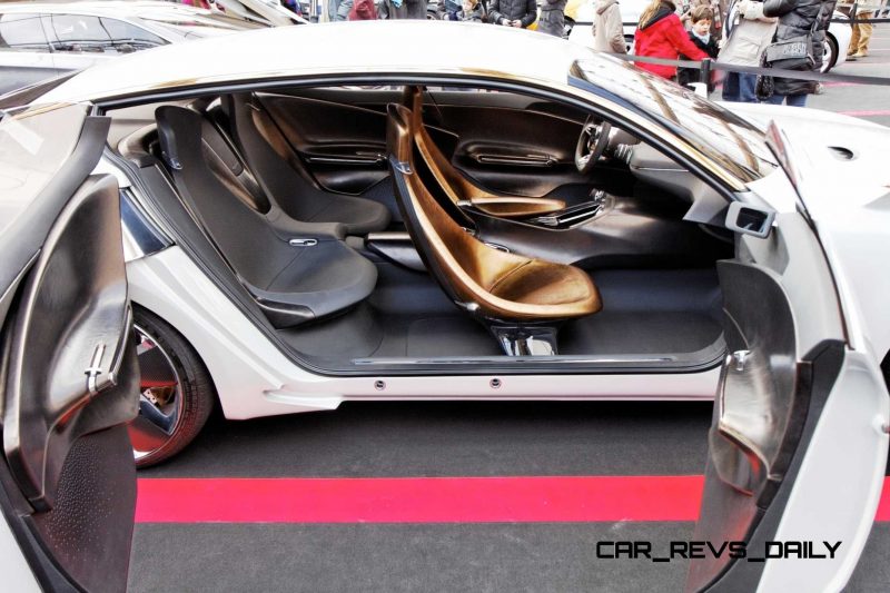 2011 Kia GT 12