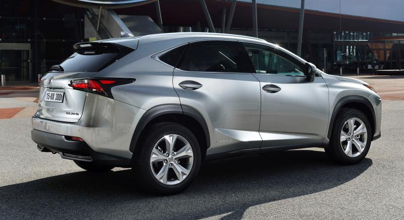 2015 Lexus NX300h 22