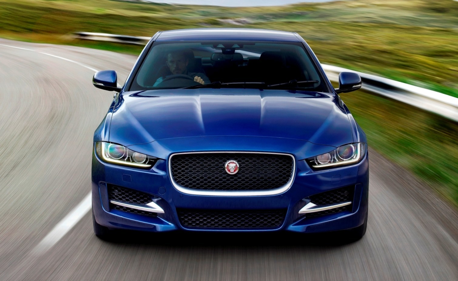 2016 Jaguar Xe Models Specs And Prices 75 New Photos