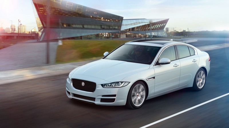 JAGUAR XE Configurator 105
