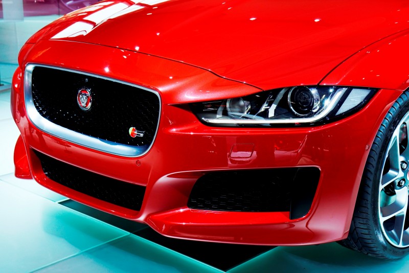 JAGUAR XE Configurator 2