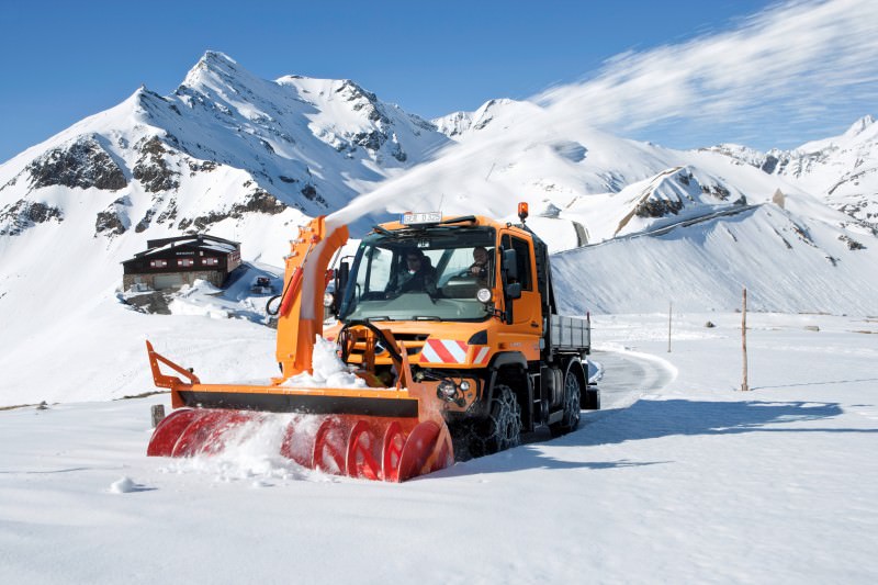 2013 Unimog 28