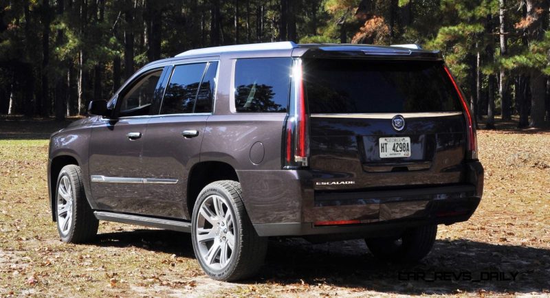 2015 Cadillac Escalade Luxury AWD 24
