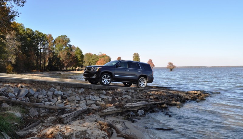 2015 Cadillac Escalade Luxury AWD 60