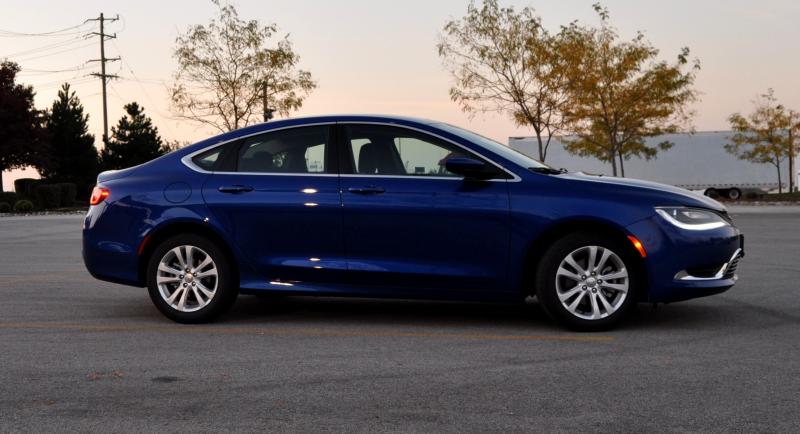 2015 Chrysler 200 Limited 7