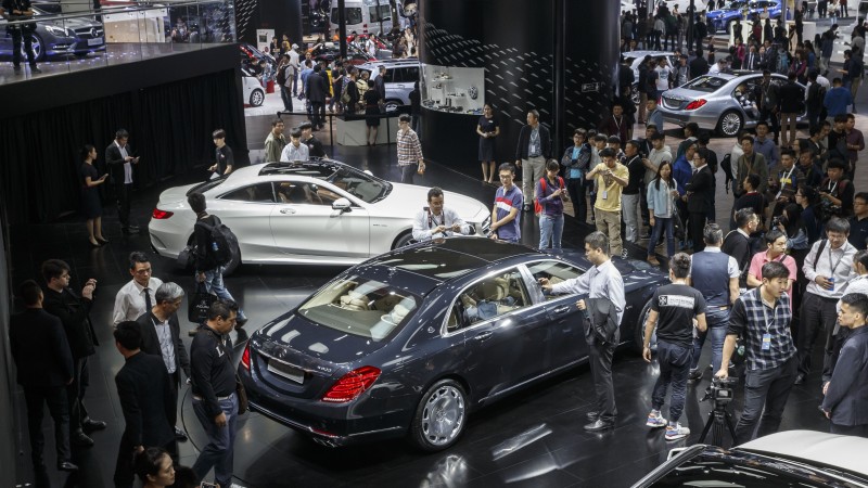 Mercedes-Benz auf der Guangzhou Auto Show 2014  Mercedes-Benz at the Guangzhou Auto Show 2014
