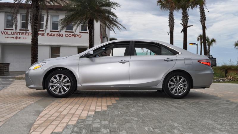 2015 Toyota Camry XLE V6 24