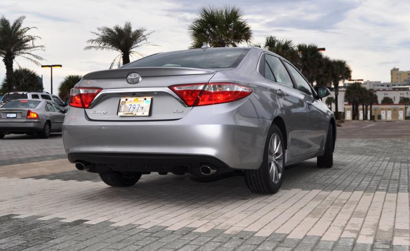 2015 Toyota Camry XLE V6 7