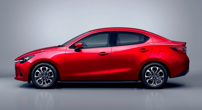 2016 Mazda2 Sedan 13