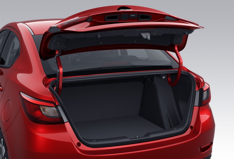 2016 Mazda2 Sedan 15