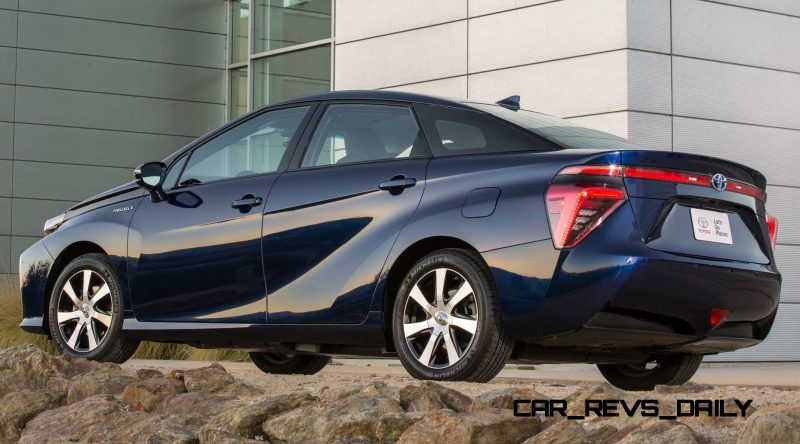 2016 Toyota Mirai 28