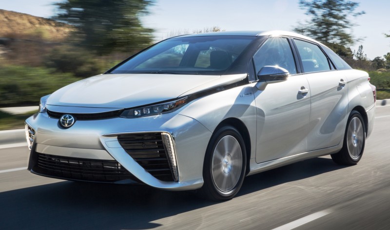 2016 Toyota Mirai 42