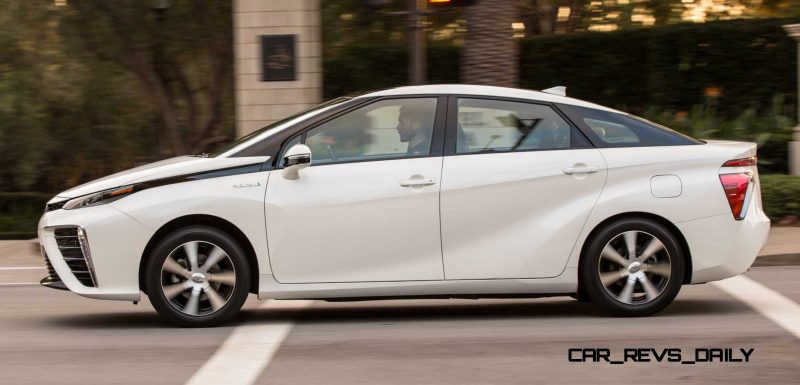 2016 Toyota Mirai 46