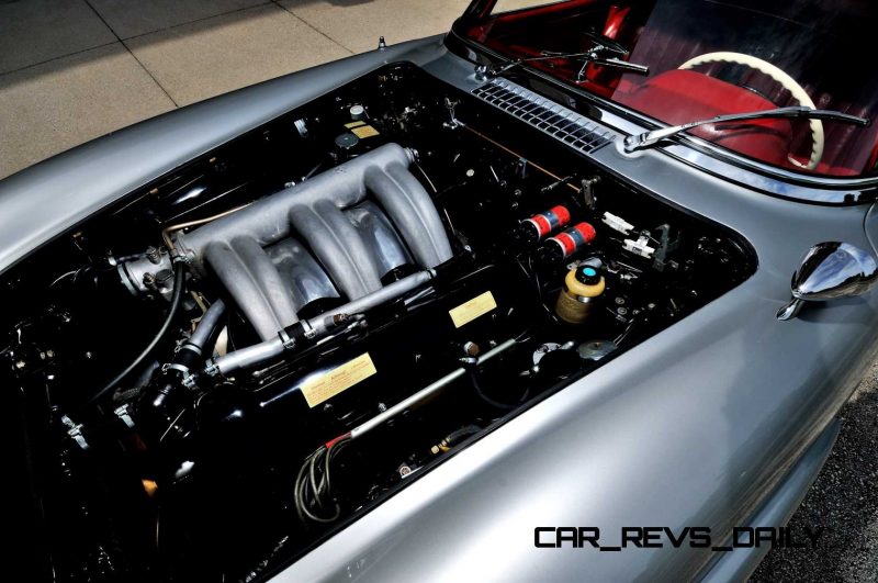 1963 Mercedes-Benz 300SL Roadster 33