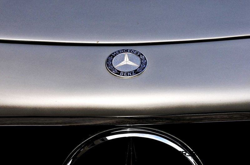 1963 Mercedes-Benz 300SL Roadster 39