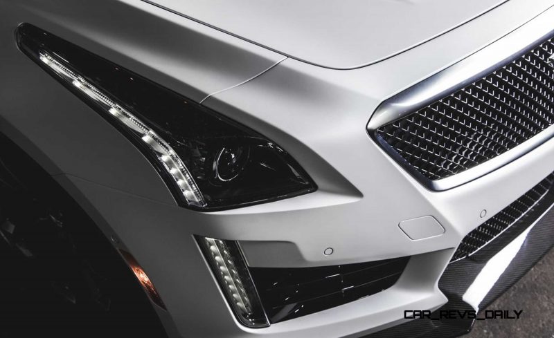 2016 Cadillac CTS-V Crystal White Tricoat 13