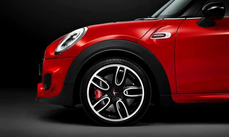 2016 MINI John Cooper Works Hardtop 12