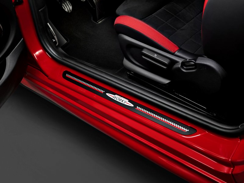 2016 MINI John Cooper Works Hardtop 14