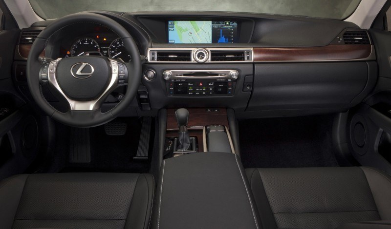 2014_Lexus_GS_350_028