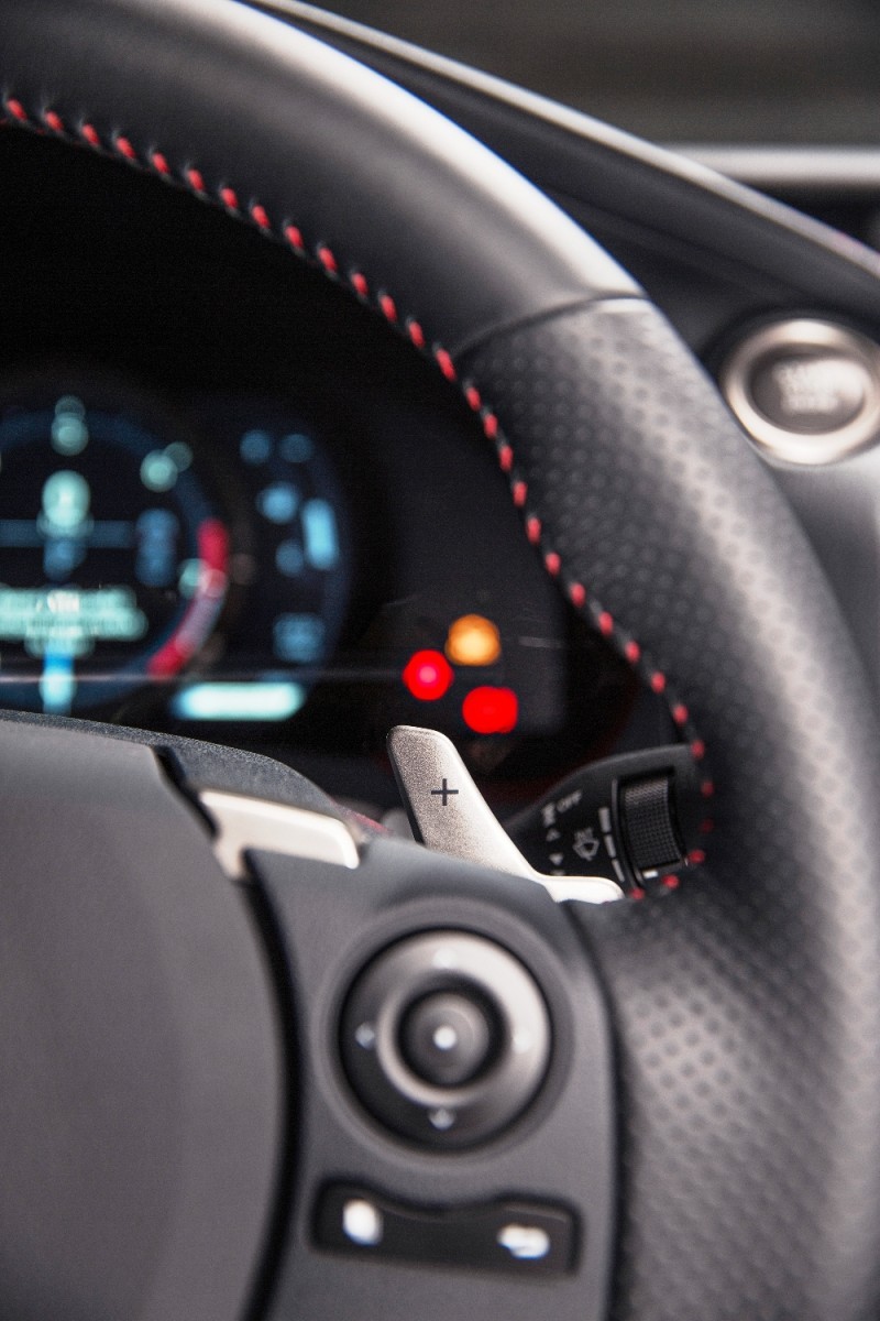2014_Lexus_IS_350_F_SPORT_008