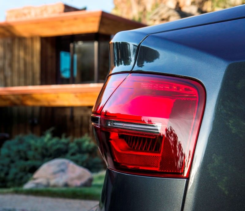 2015 Audi S8 with 520HP and 3.9s to 60MPH Is Quickest and Definitely The Coolest A8  38
