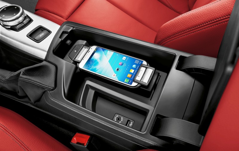 2015 BMW 228i and M235i Convertibles Make Tail-Out, Top-Down World Debut 11